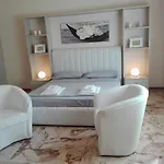 Villa Lazzari B&B Tra I Due Mari
