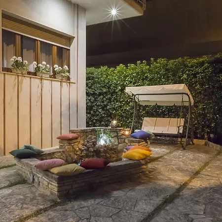 Lazzari Tra I Due Mari Bed and Breakfast