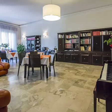 Villa Lazzari B&B Tra I Due Mari