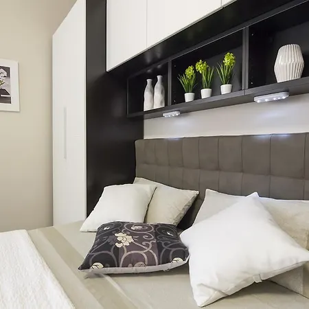 Villa Lazzari B&B Tra I Due Mari Bed & Breakfast *