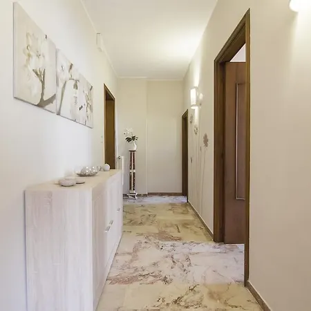 Villa Lazzari B&B Tra I Due Mari Bed & Breakfast Maglie